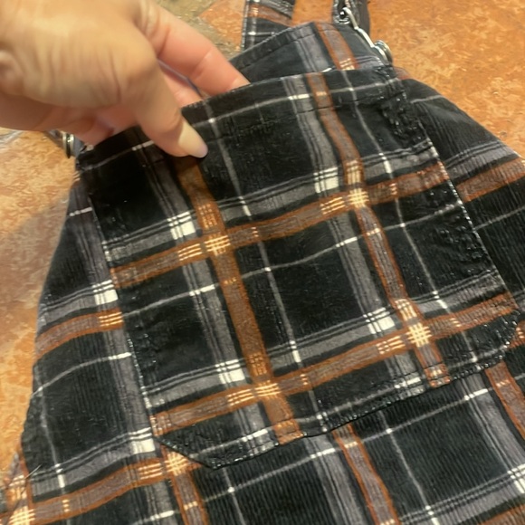 🔥🔥 (3/$20) 
Girls Plaid Corduroy Overalls Dress Size XL 14/16 by Art Class - Picture 2 of 3